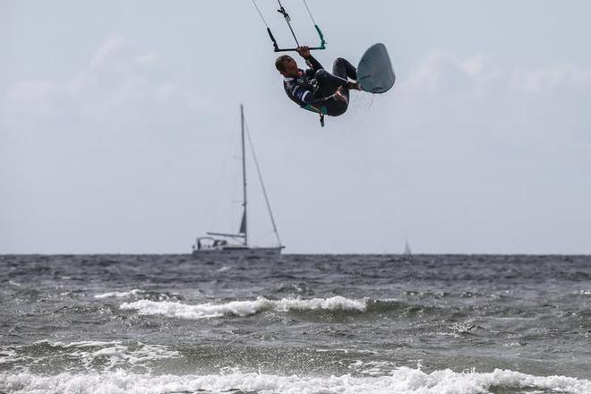 Julien Kerneur made a storming return to competition at this event, making his way past some big names on the tour to secure a birth in the semis – GKA Kite-Surf World Tour ©  Joern Pollex